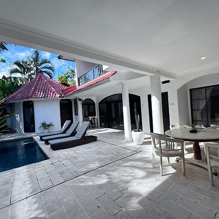 Lalita Seminyak Villa Bagian luar foto