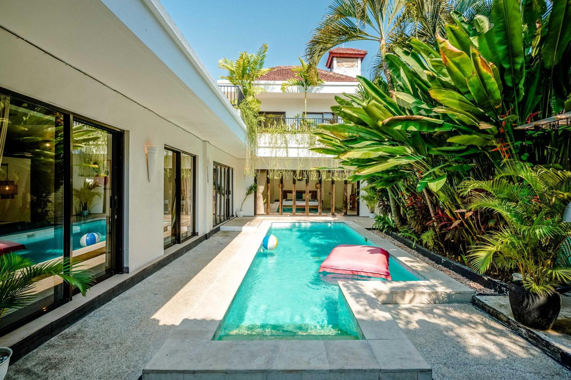 Lalita Seminyak Villa Bagian luar foto