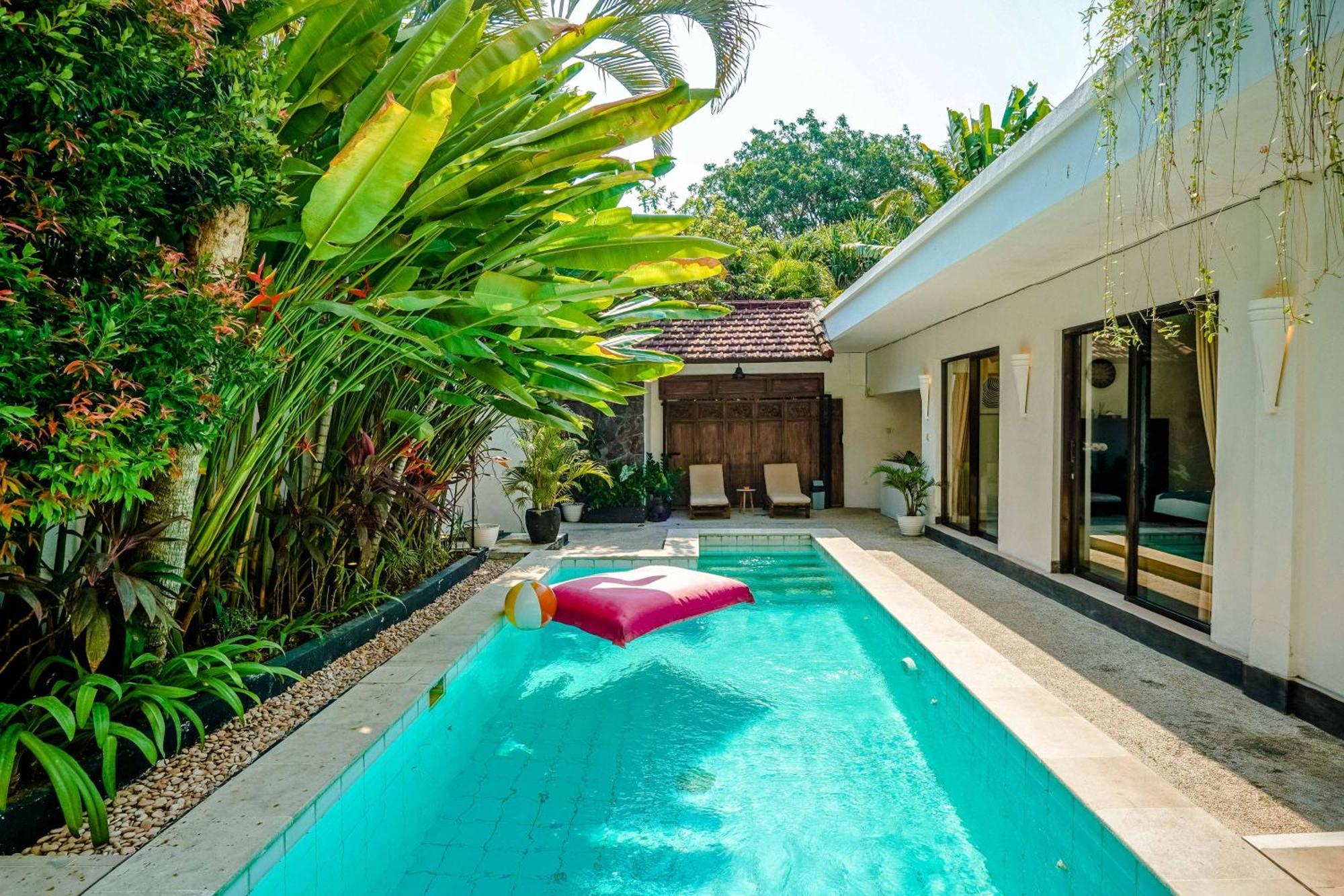 Lalita Seminyak Villa Bagian luar foto