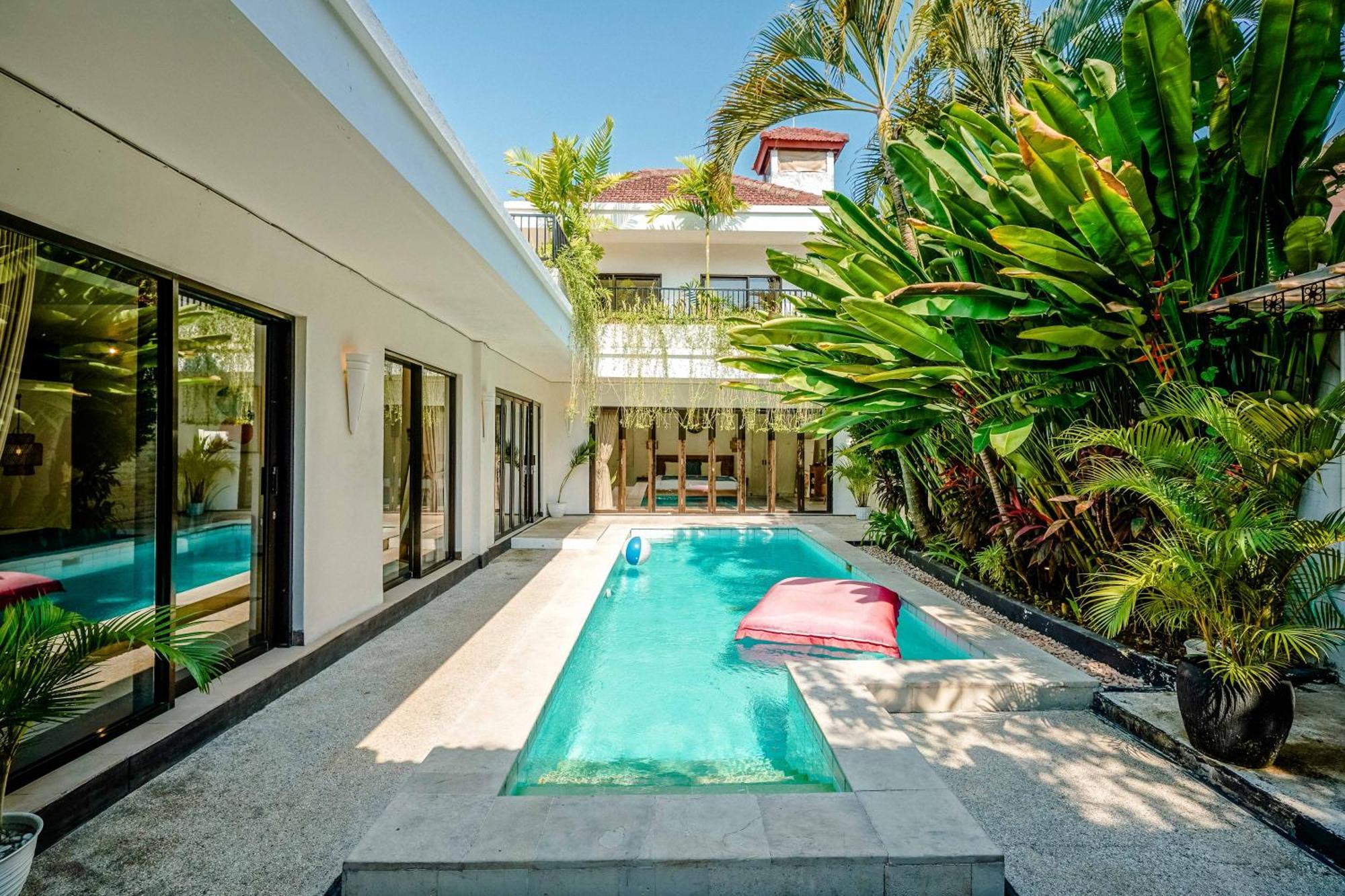 Lalita Seminyak Villa Bagian luar foto