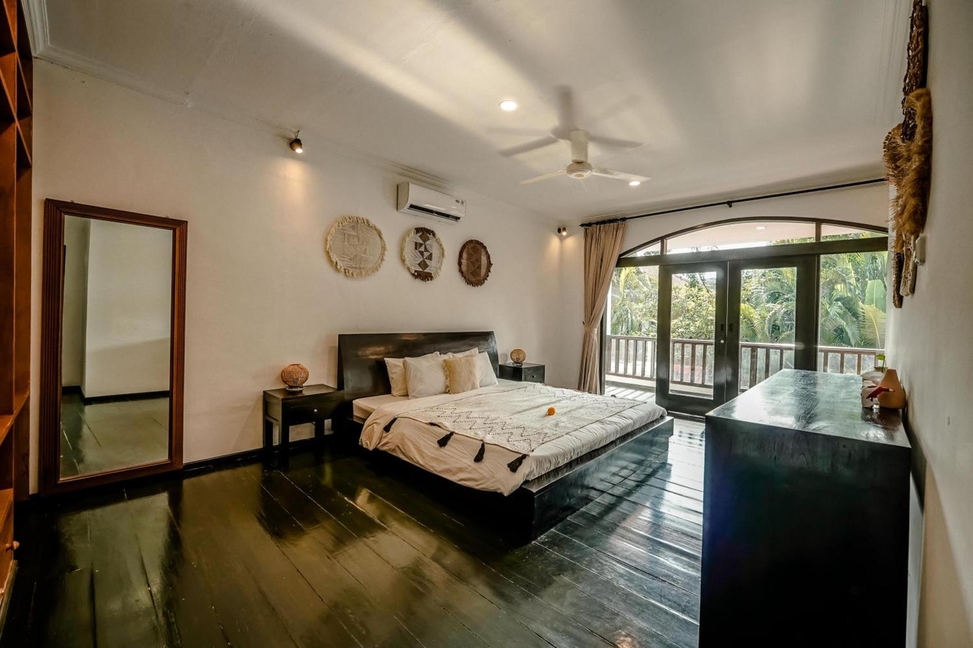 Lalita Seminyak Villa Bagian luar foto