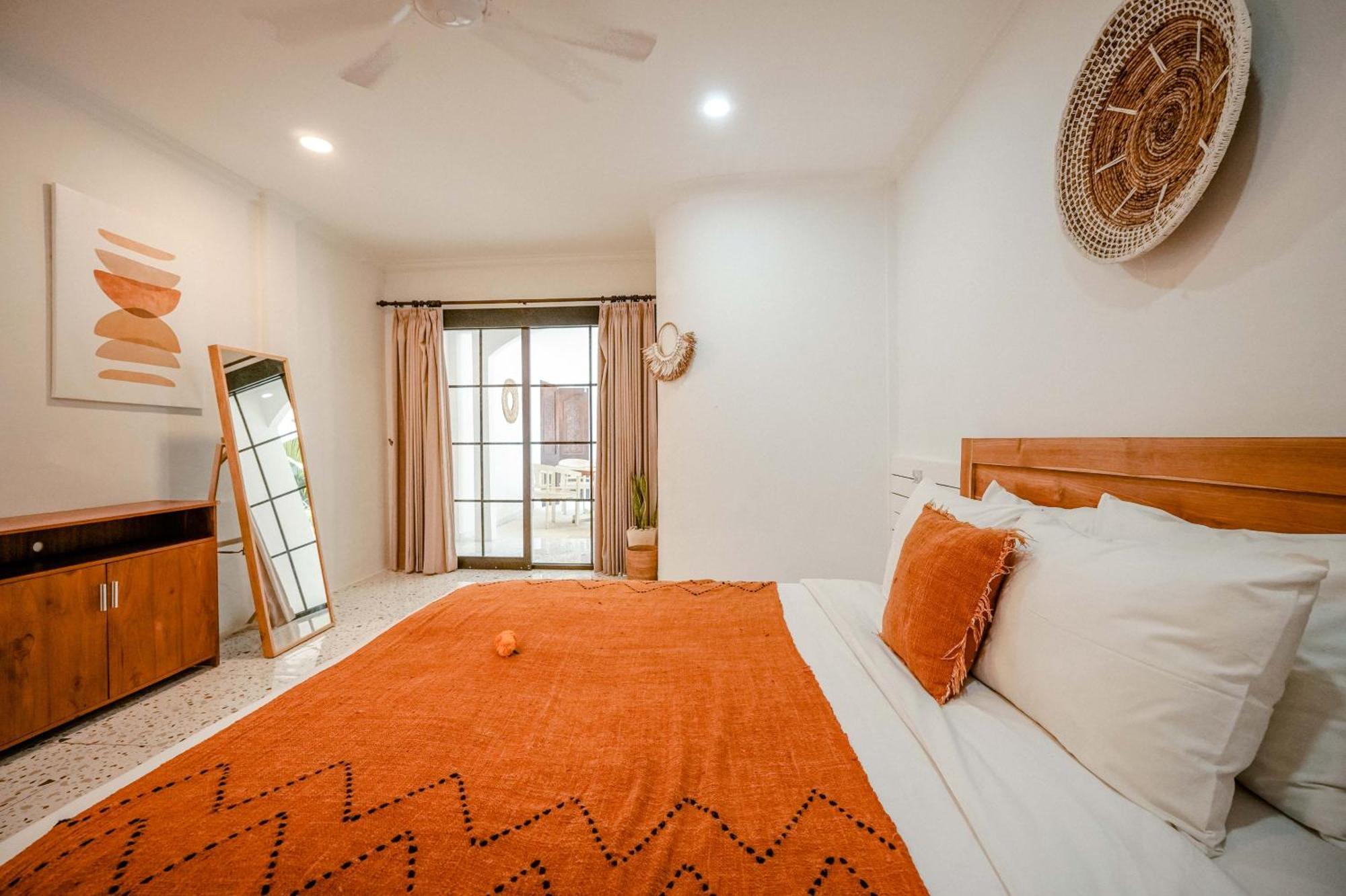 Lalita Seminyak Villa Bagian luar foto