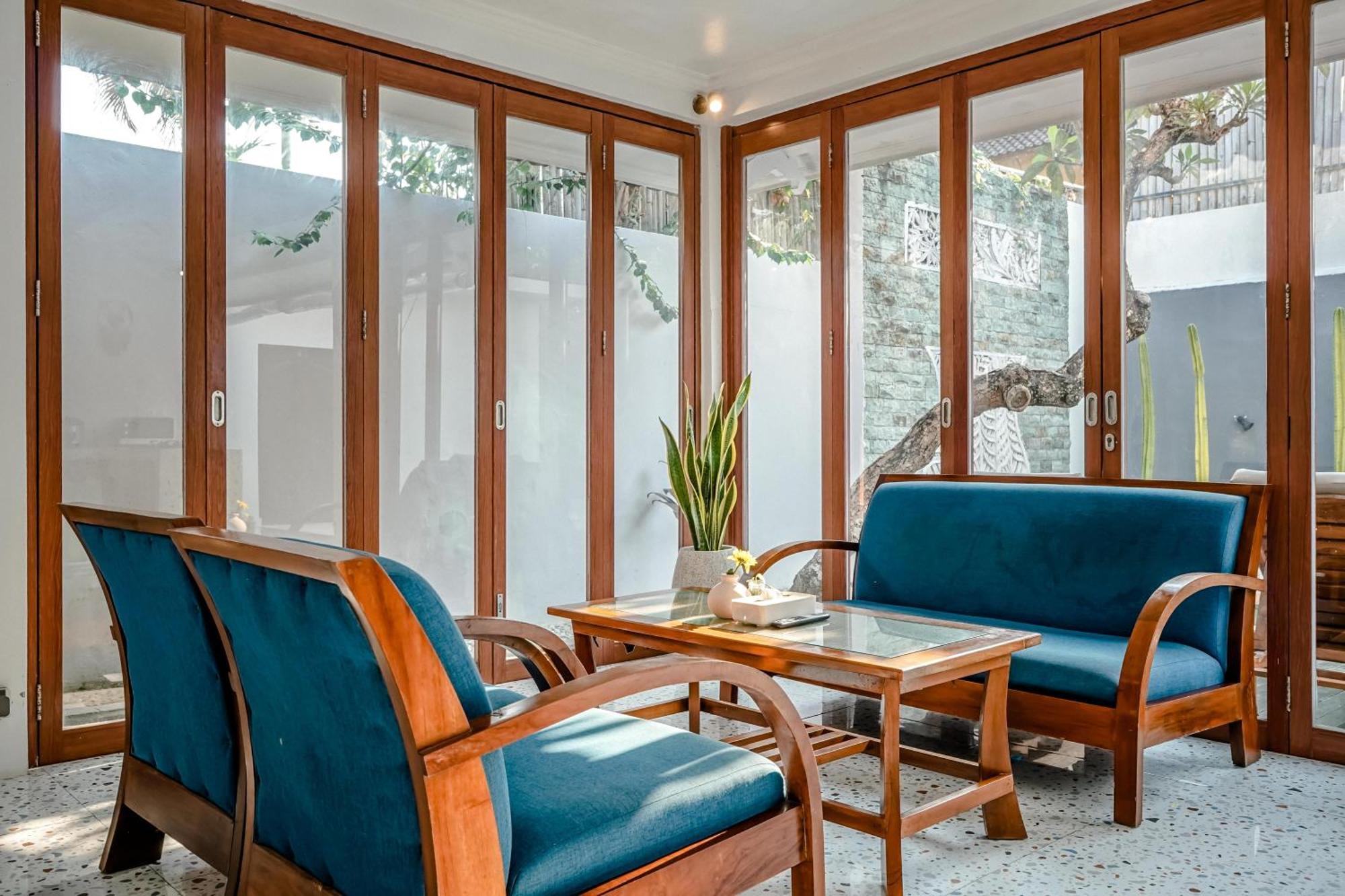 Lalita Seminyak Villa Bagian luar foto
