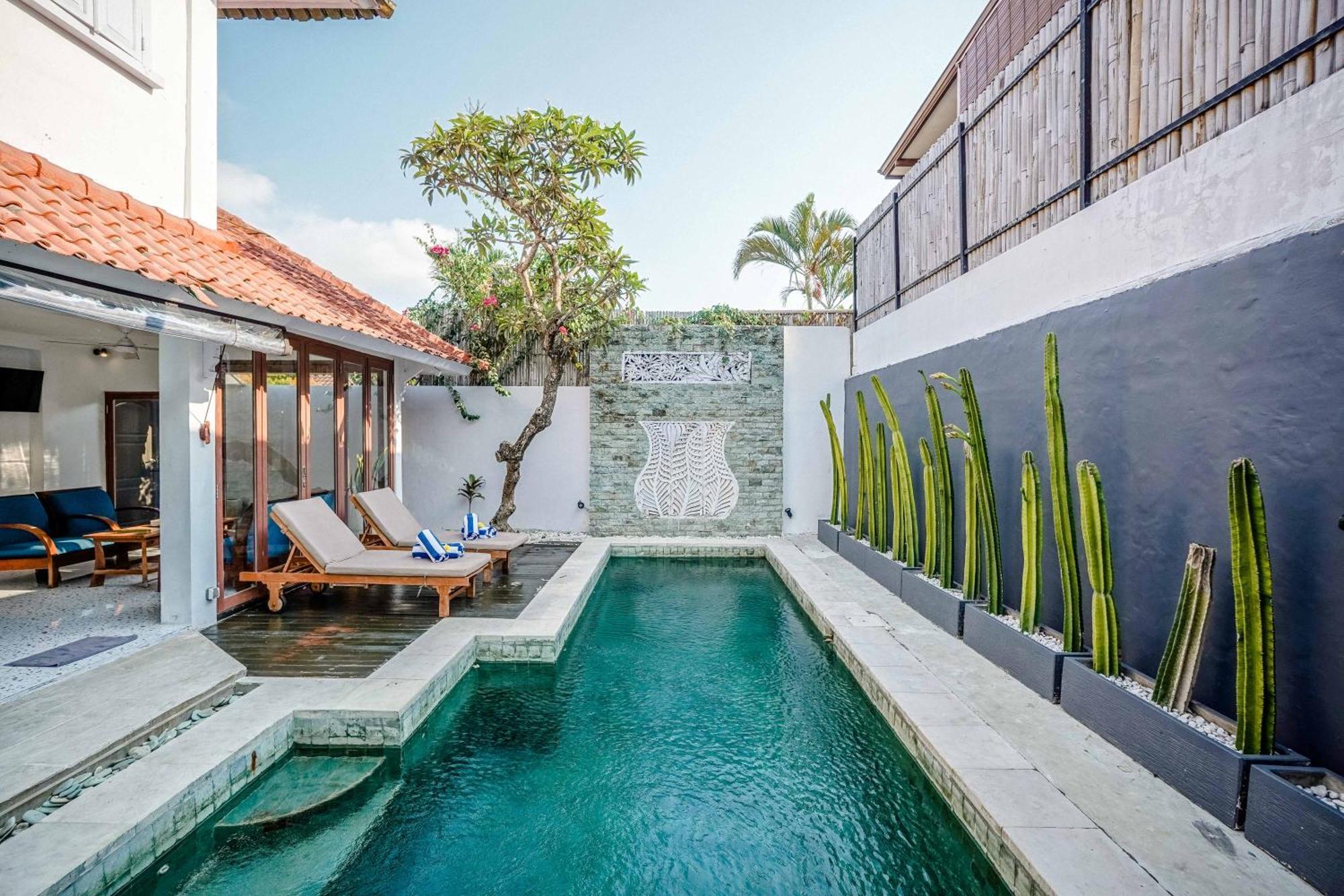 Lalita Seminyak Villa Bagian luar foto