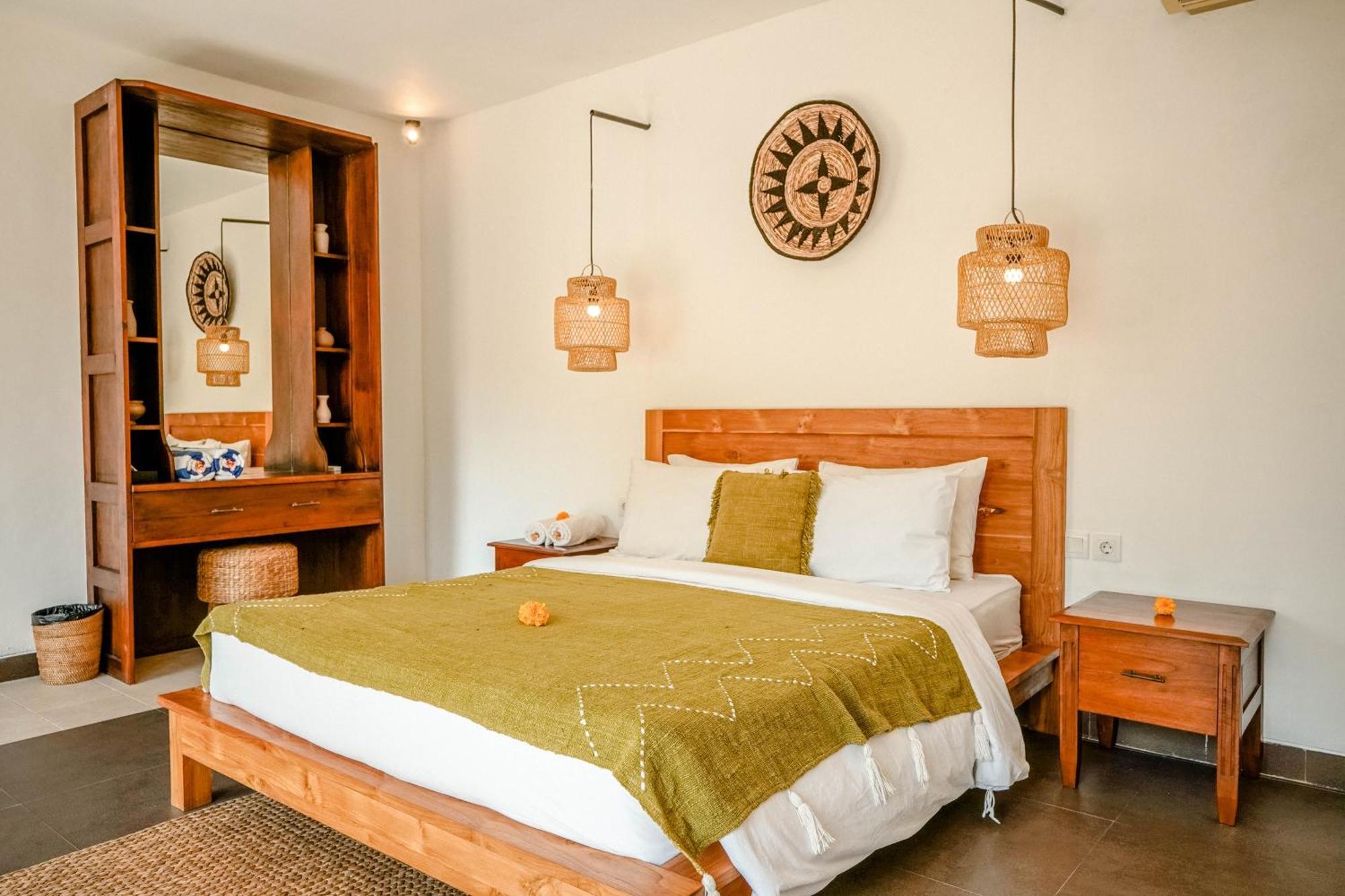 Lalita Seminyak Villa Bagian luar foto