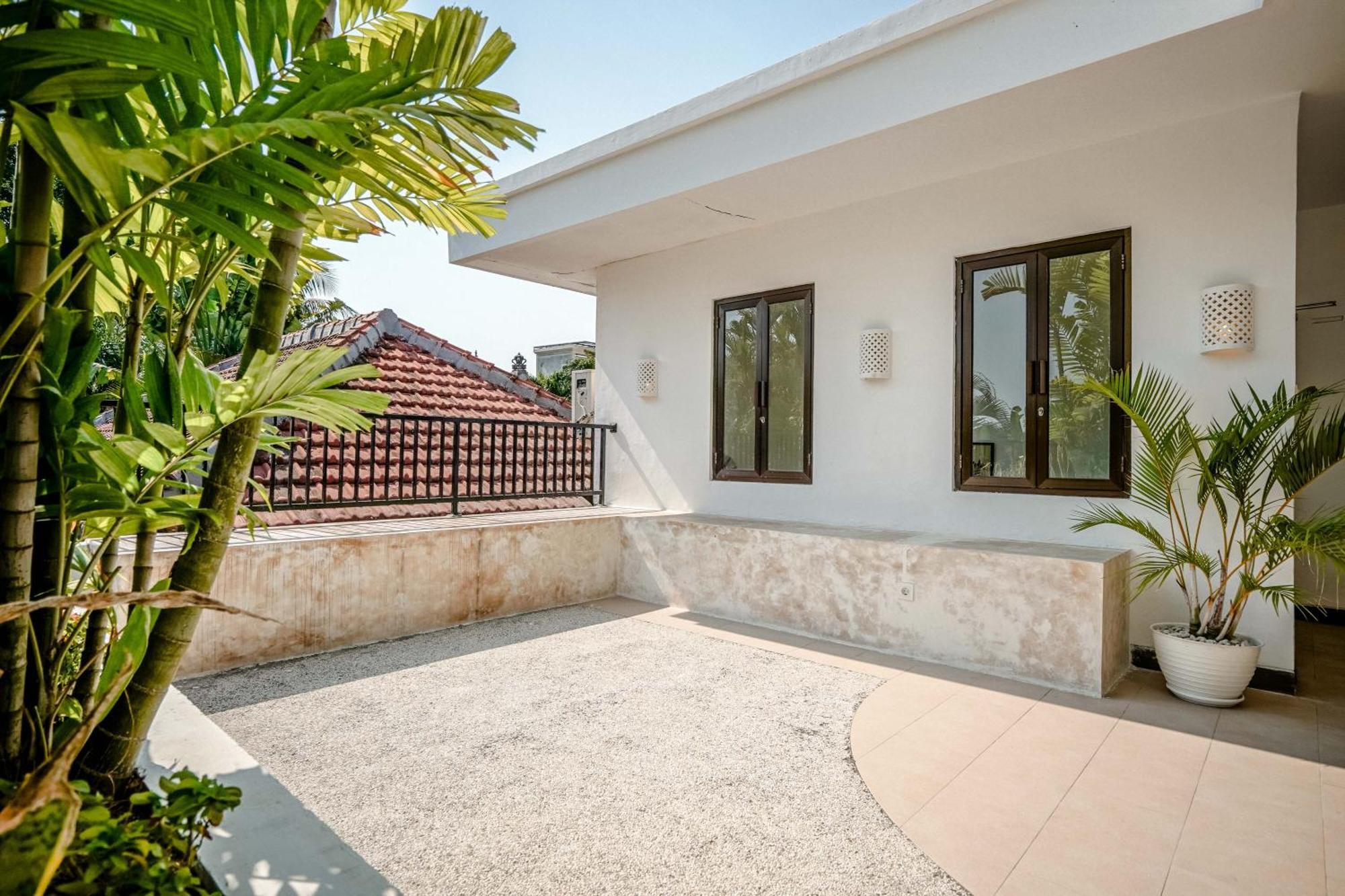 Lalita Seminyak Villa Bagian luar foto