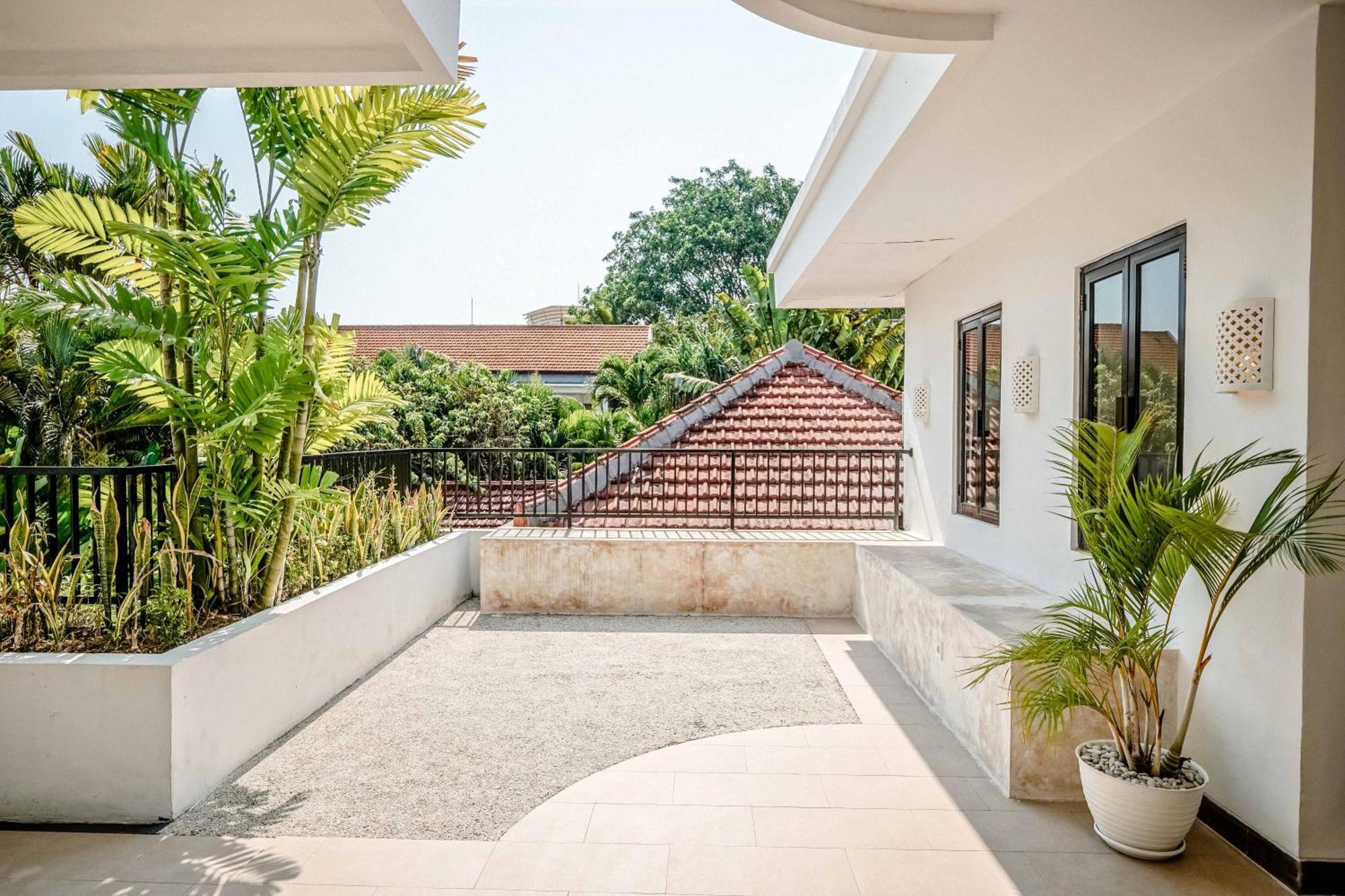 Lalita Seminyak Villa Bagian luar foto