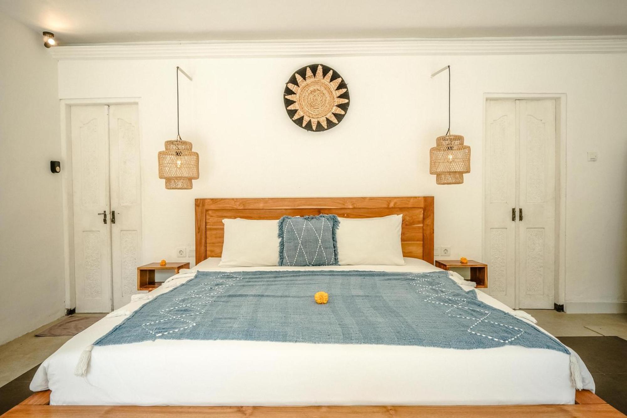 Lalita Seminyak Villa Bagian luar foto