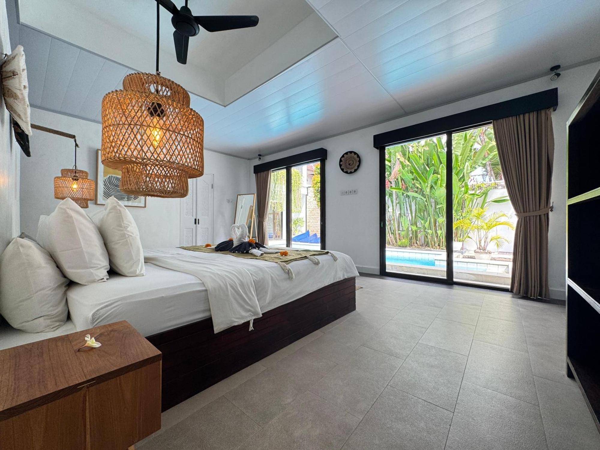 Lalita Seminyak Villa Bagian luar foto